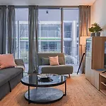 Modern 2bdr With Garage By Lovelystay アパート リスボン