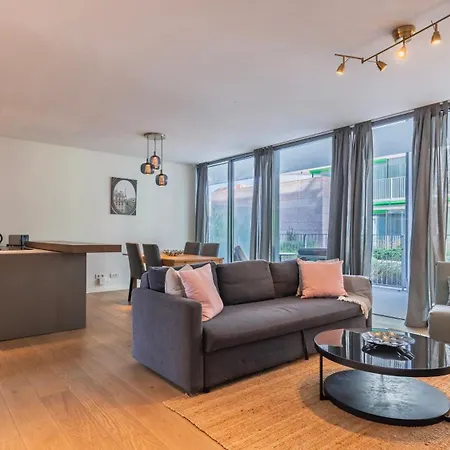 Appartement Modern 2bdr With Garage By Lovelystay *