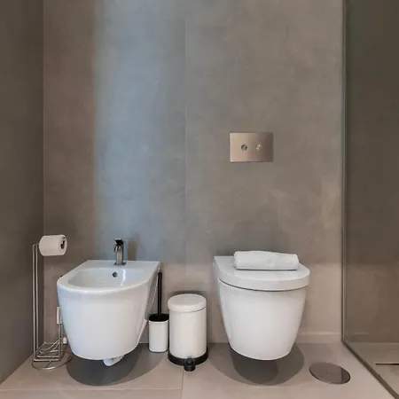 Modern 2bdr With Garage By Lovelystay Appartamento Lisbona