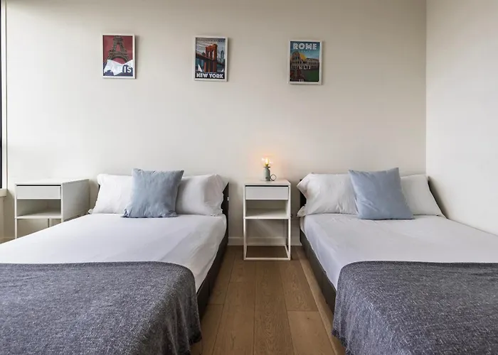 Modern 2bdr With Garage By Lovelystay Apartman Lisboa