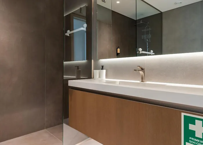 Modern 2bdr With Garage By Lovelystay Appartement