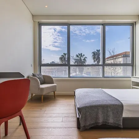 Modern 2bdr With Garage By Lovelystay Lisboa