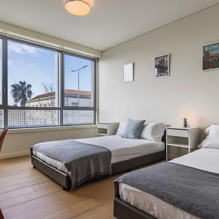 Modern 2bdr With Garage By Lovelystay Lägenhet *