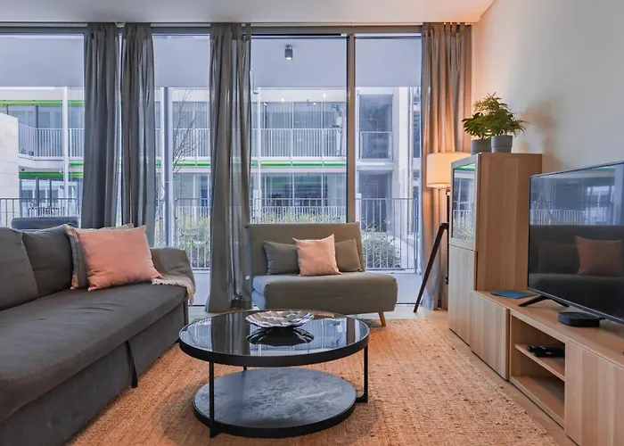 Modern 2bdr With Garage By Lovelystay Appartement Lissabon