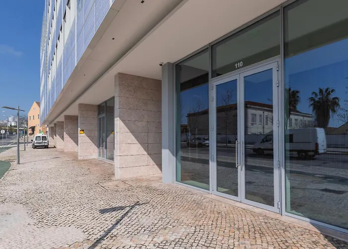 Appartement Modern 2bdr With Garage By Lovelystay