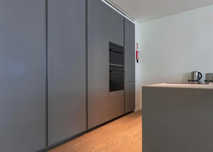 Appartement Modern 2bdr With Garage By Lovelystay Lissabon