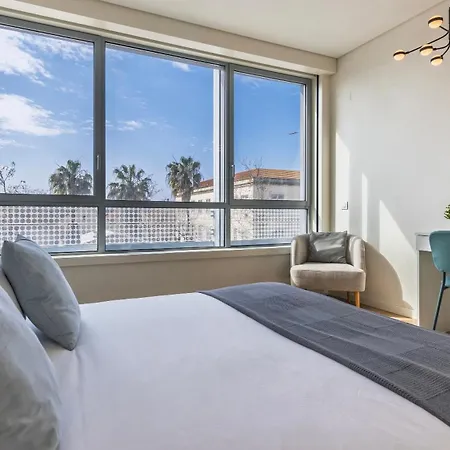 Modern 2bdr With Garage By Lovelystay شقة *